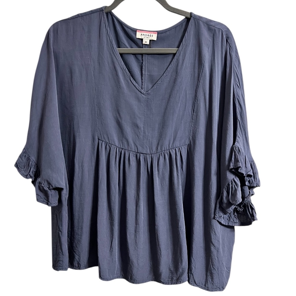Andree by Unit Women’s Oversized Blue Ruffle Sleeve Blouse